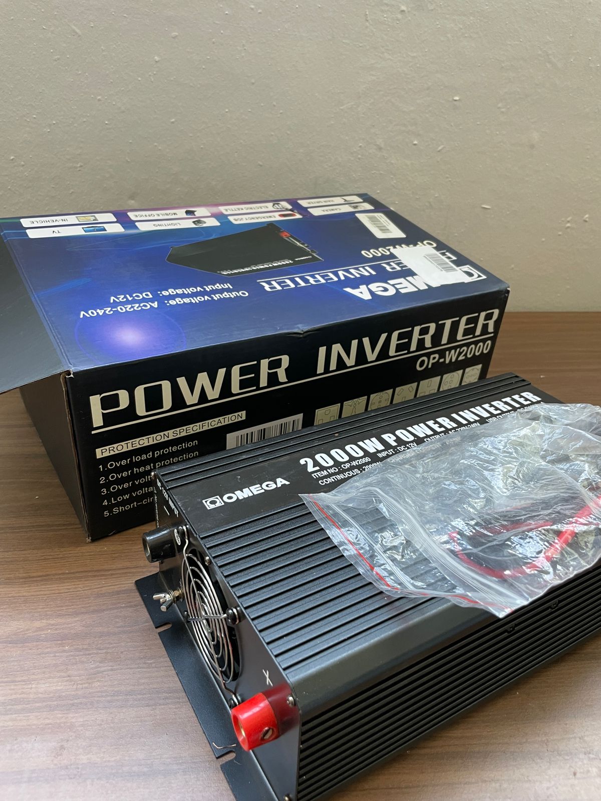 Omega Power inverter 2000w